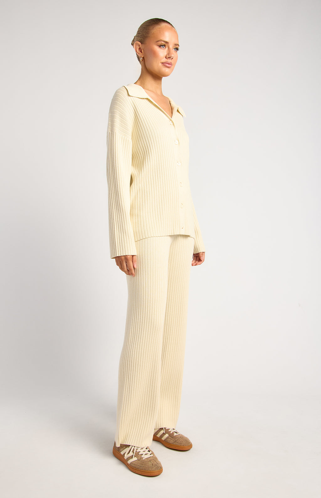 Off-Duty Knit Pants
