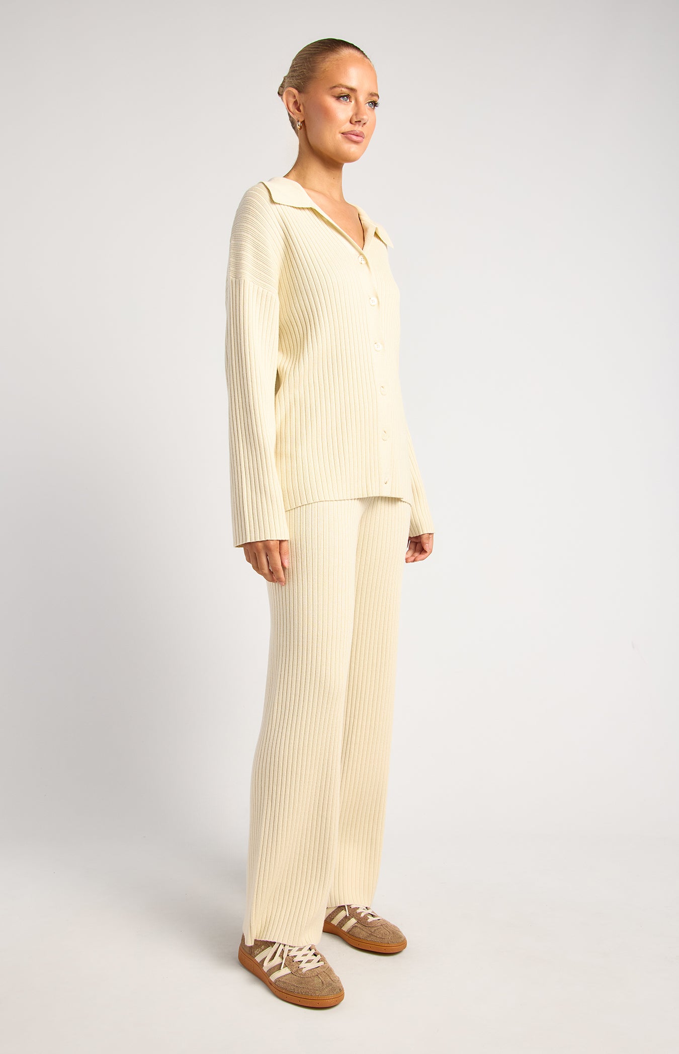 Off-Duty Knit Pants